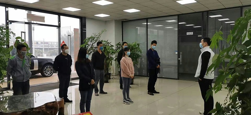 同心同行，共抗時艱！